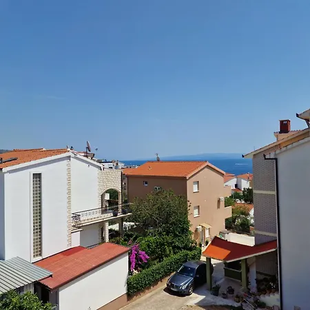 Dusper Lägenhet Trogir