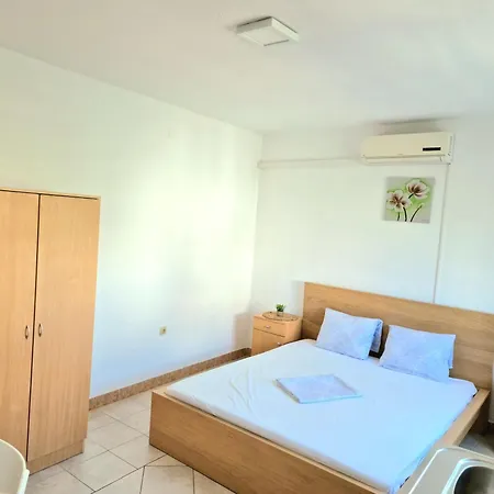 Dusper Apartament *